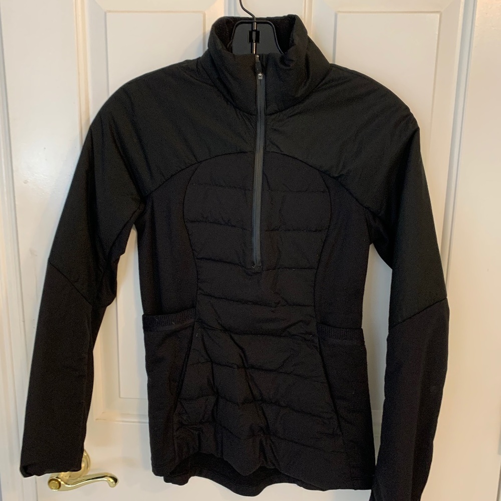 Lululemon black half zip up size 4